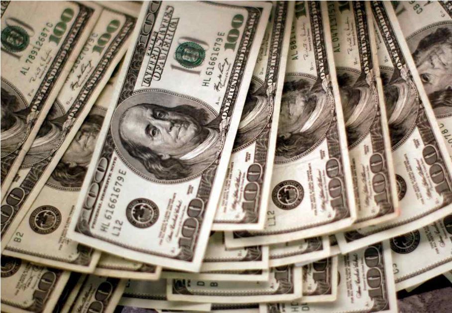 US Dollar Hits Four-Month Lows as Fed Decision Looms
