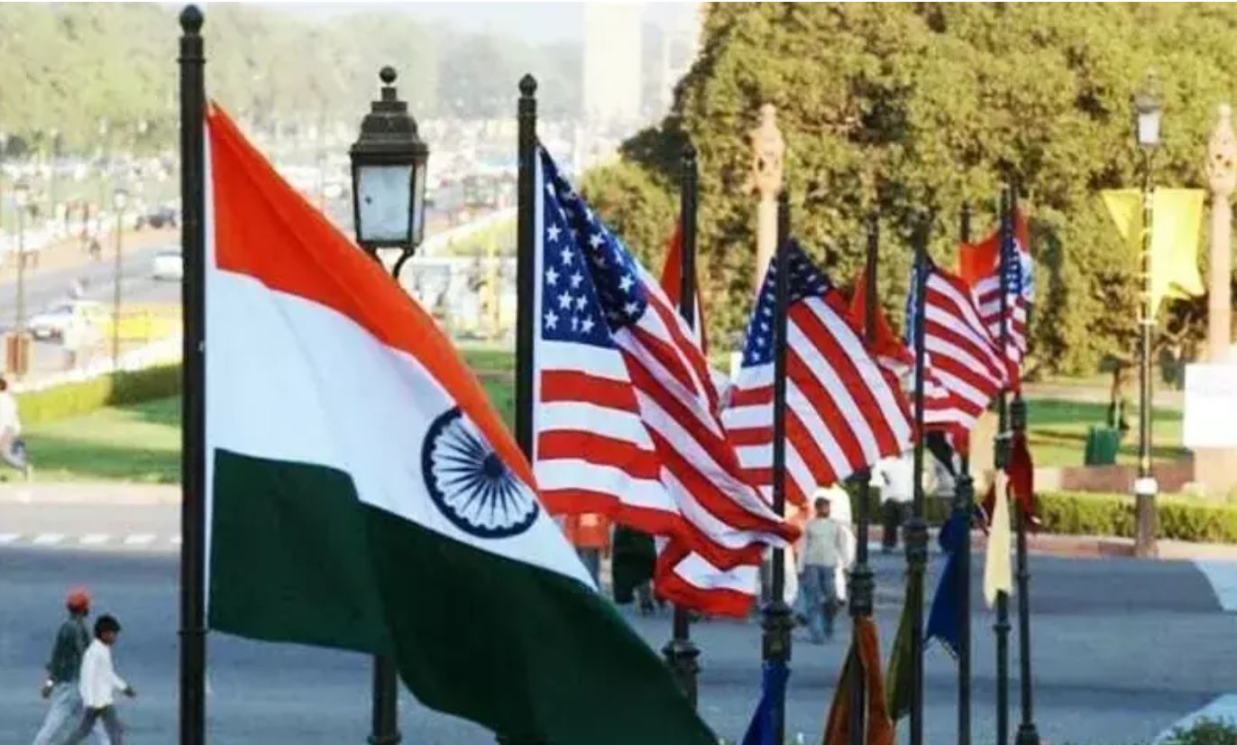 US and India Flags